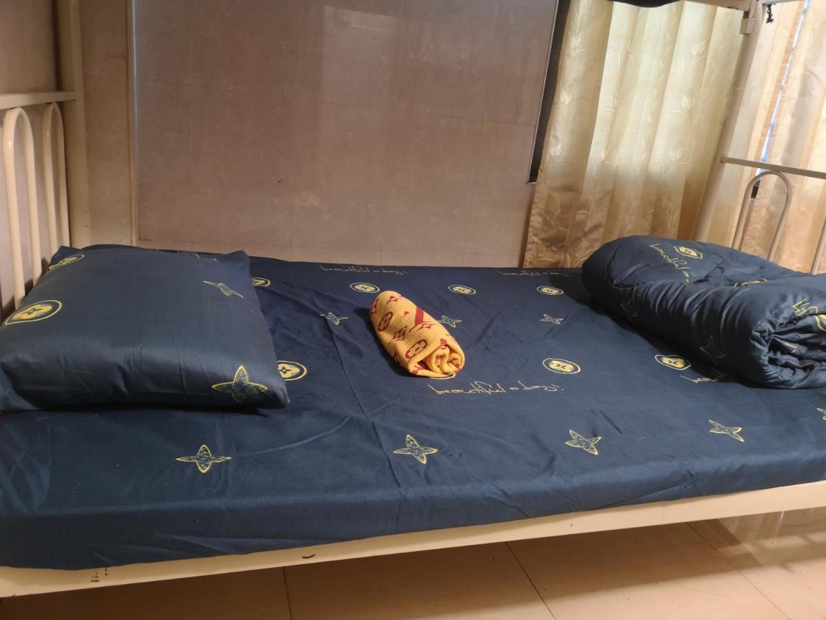 Peri Evi Hostel Phnom Penh Bassac Lane Εξωτερικό φωτογραφία