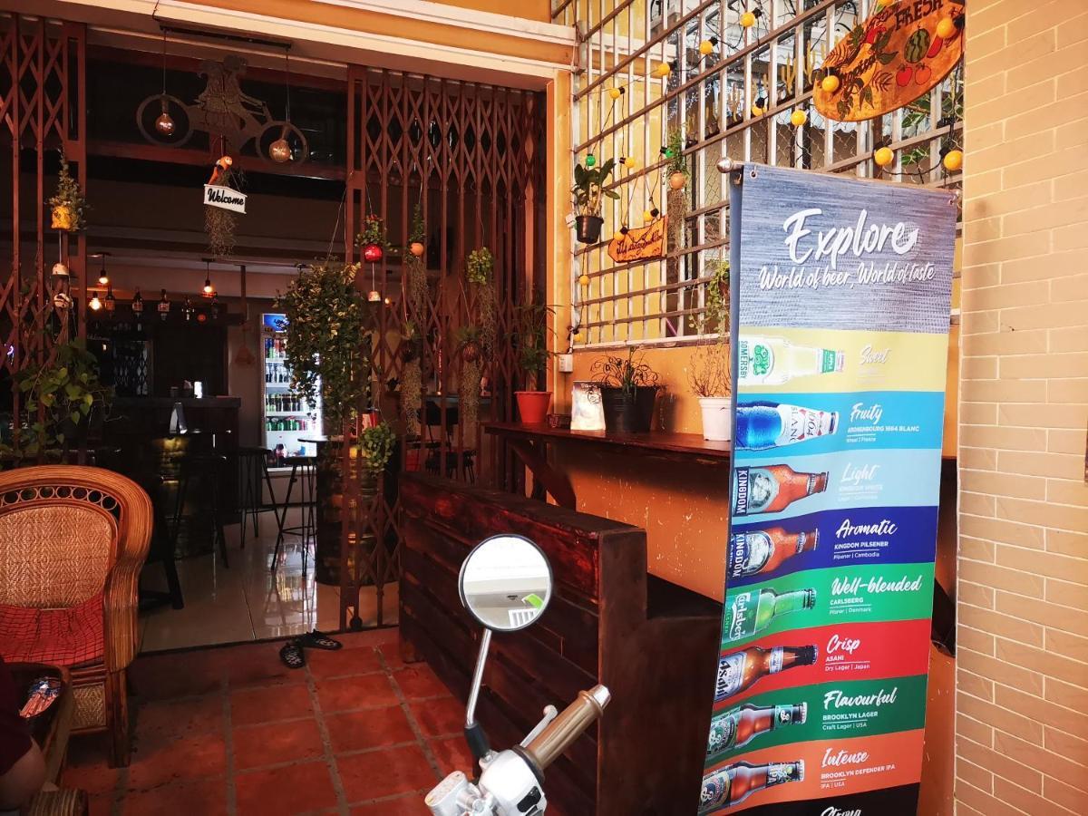 Peri Evi Hostel Phnom Penh Bassac Lane Εξωτερικό φωτογραφία