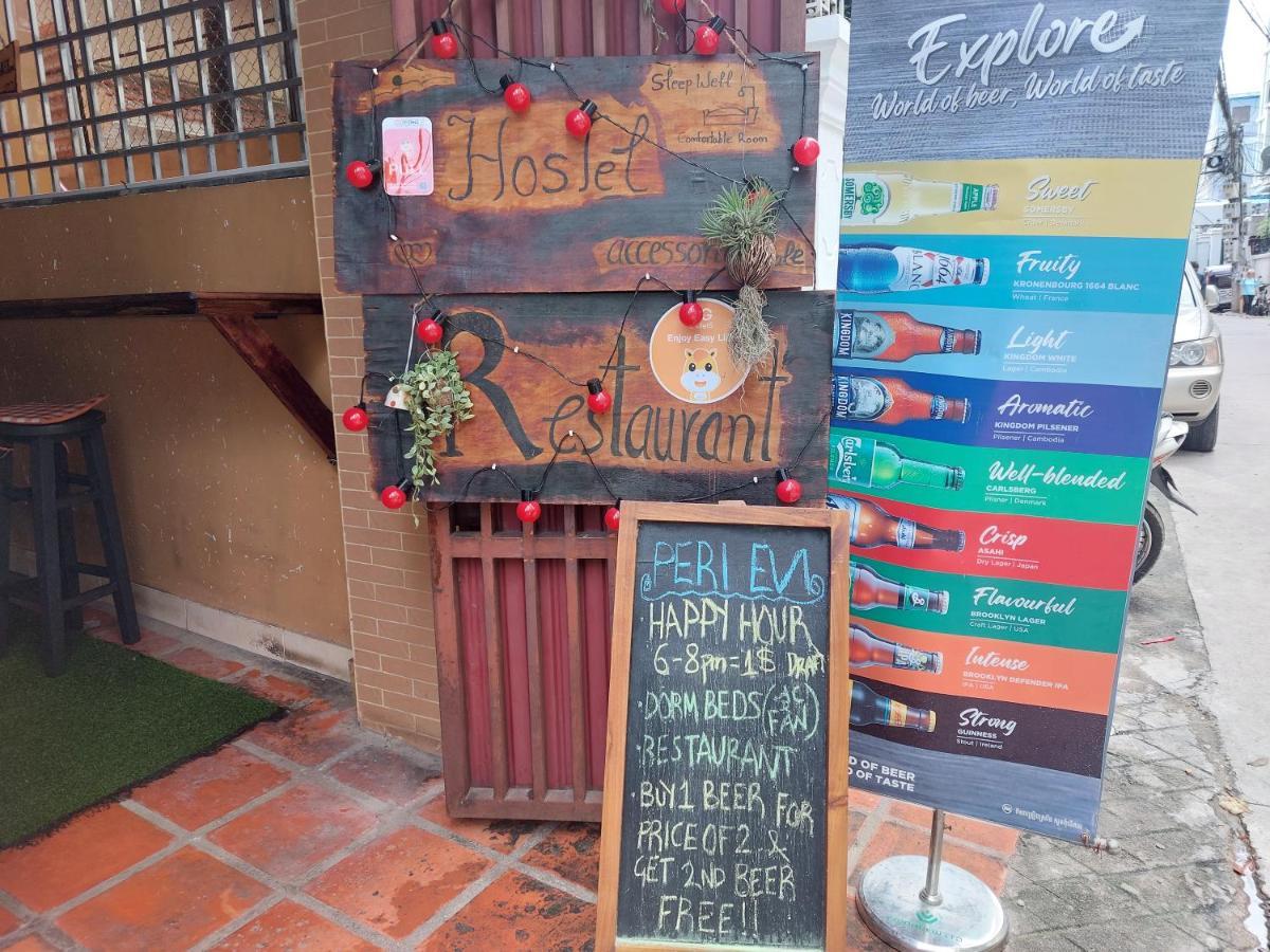 Peri Evi Hostel Phnom Penh Bassac Lane Εξωτερικό φωτογραφία