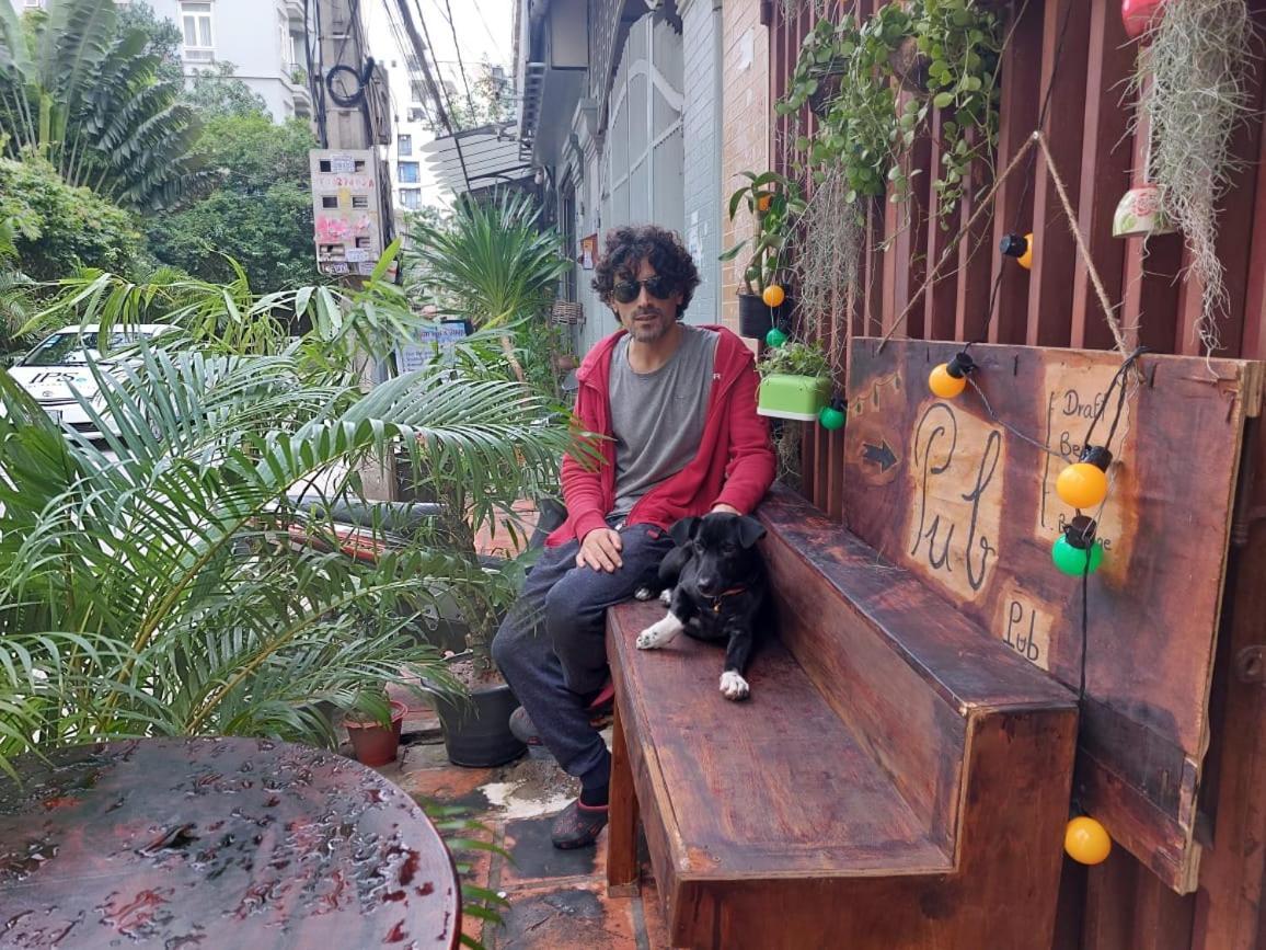 Peri Evi Hostel Phnom Penh Bassac Lane Εξωτερικό φωτογραφία