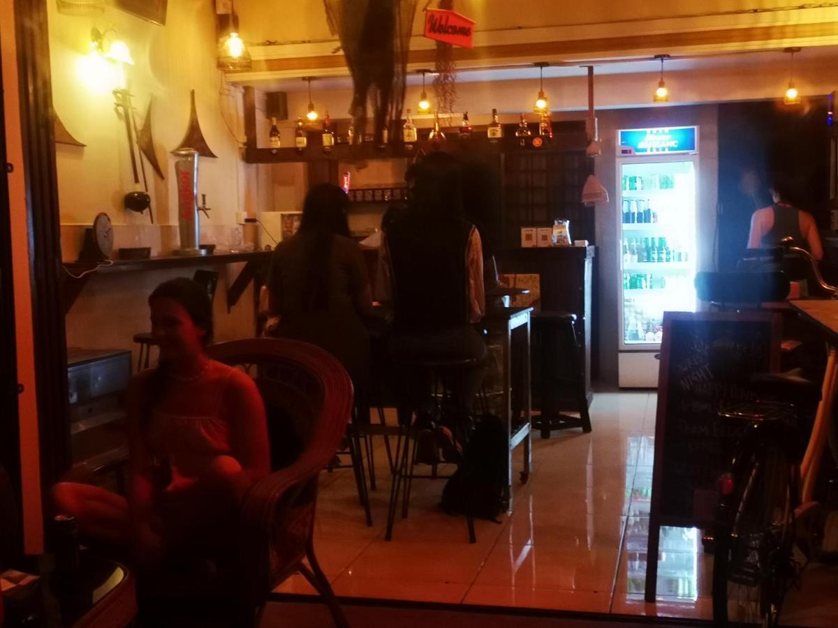 Peri Evi Hostel Phnom Penh Bassac Lane Εξωτερικό φωτογραφία